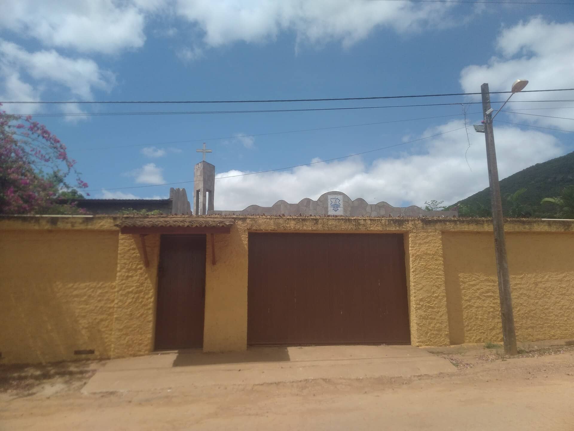 Convento do Carmelo, na Missão do Sahy, em Senhor do Bonfim, principal polo urbano perto de Itiúba